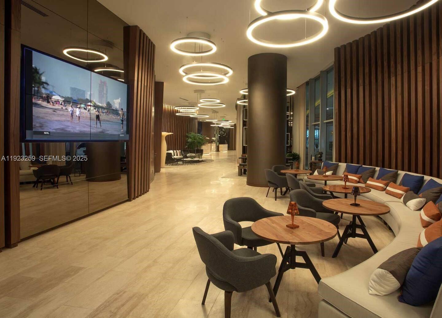 See details 2306 2 / 2 1129 sq. ft. $ 2025-12-01 0 Photo