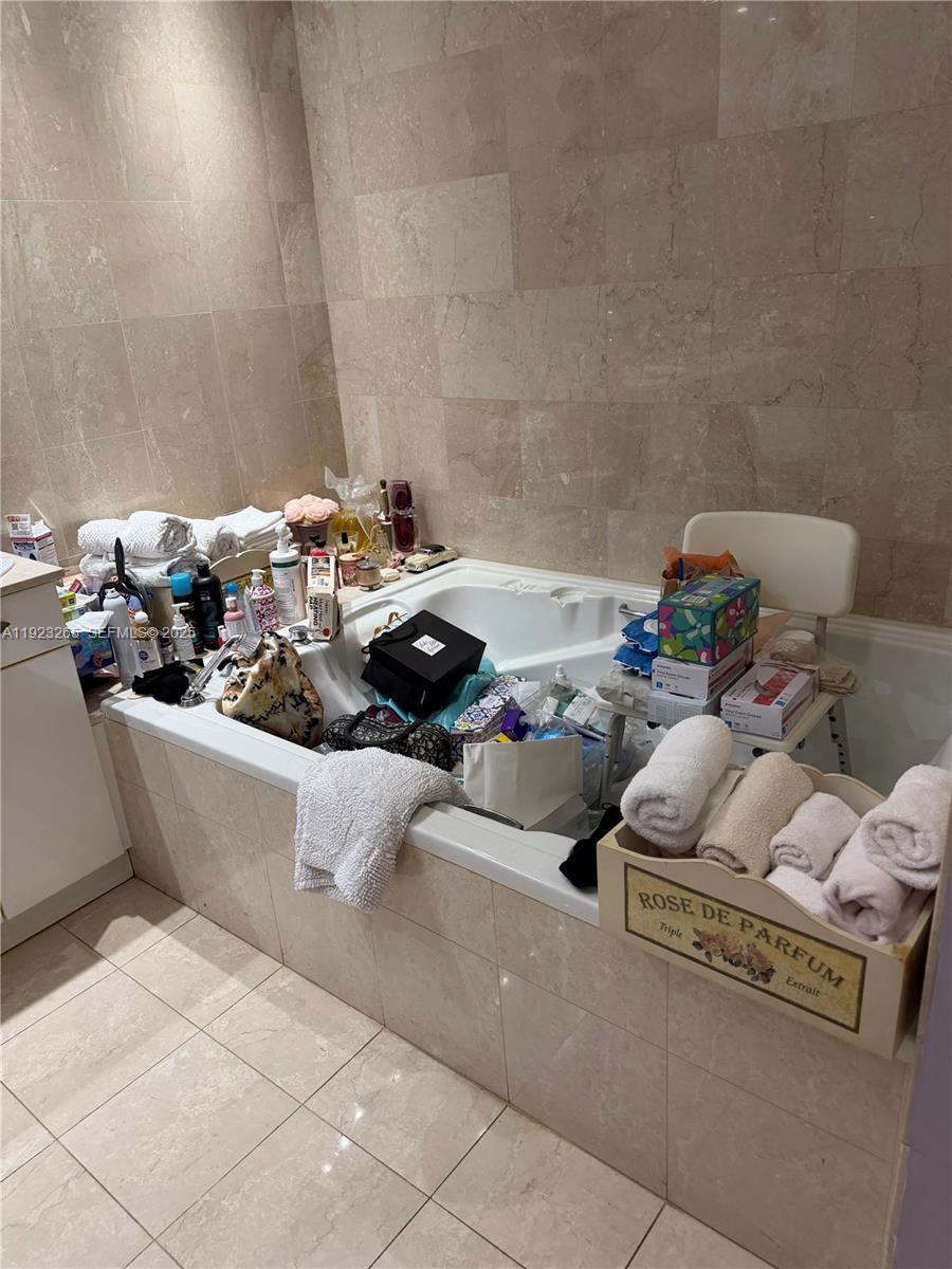 Photo of 10101 Collins Ave  #9A, Bal Harbour, Florida, 33154 - 