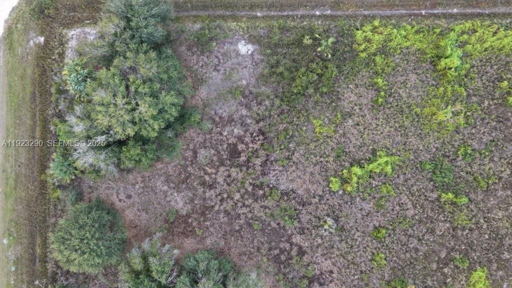   /   sq. ft. $ 2025-12-01 0 Photo