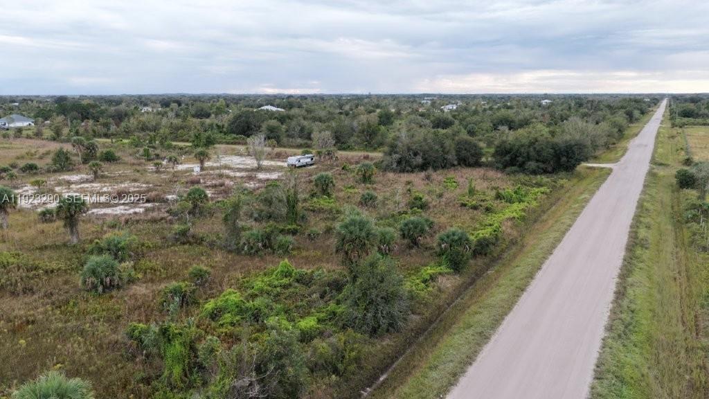   /   sq. ft. $ 2025-12-01 0 Photo