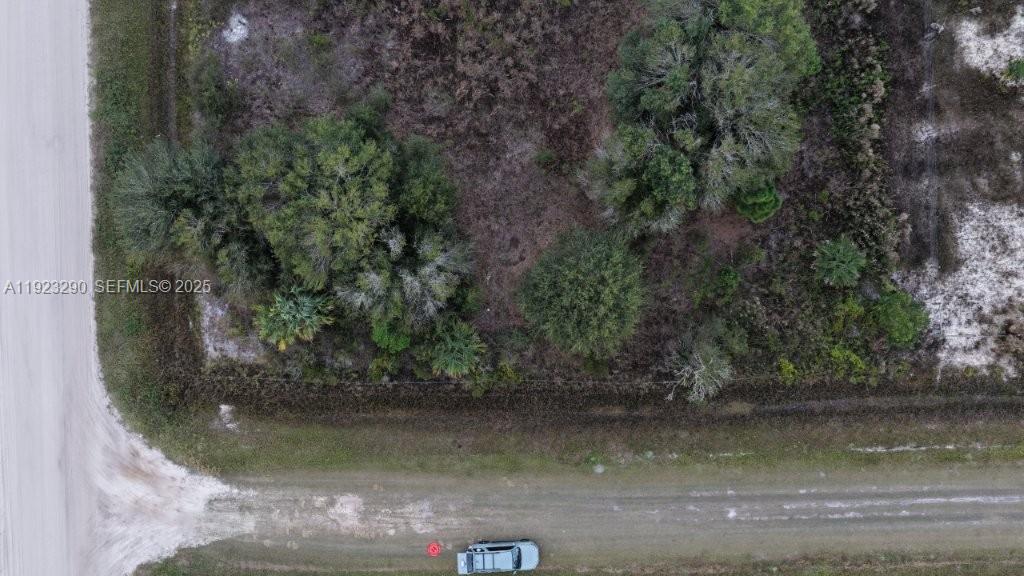   /   sq. ft. $ 2025-12-01 0 Photo