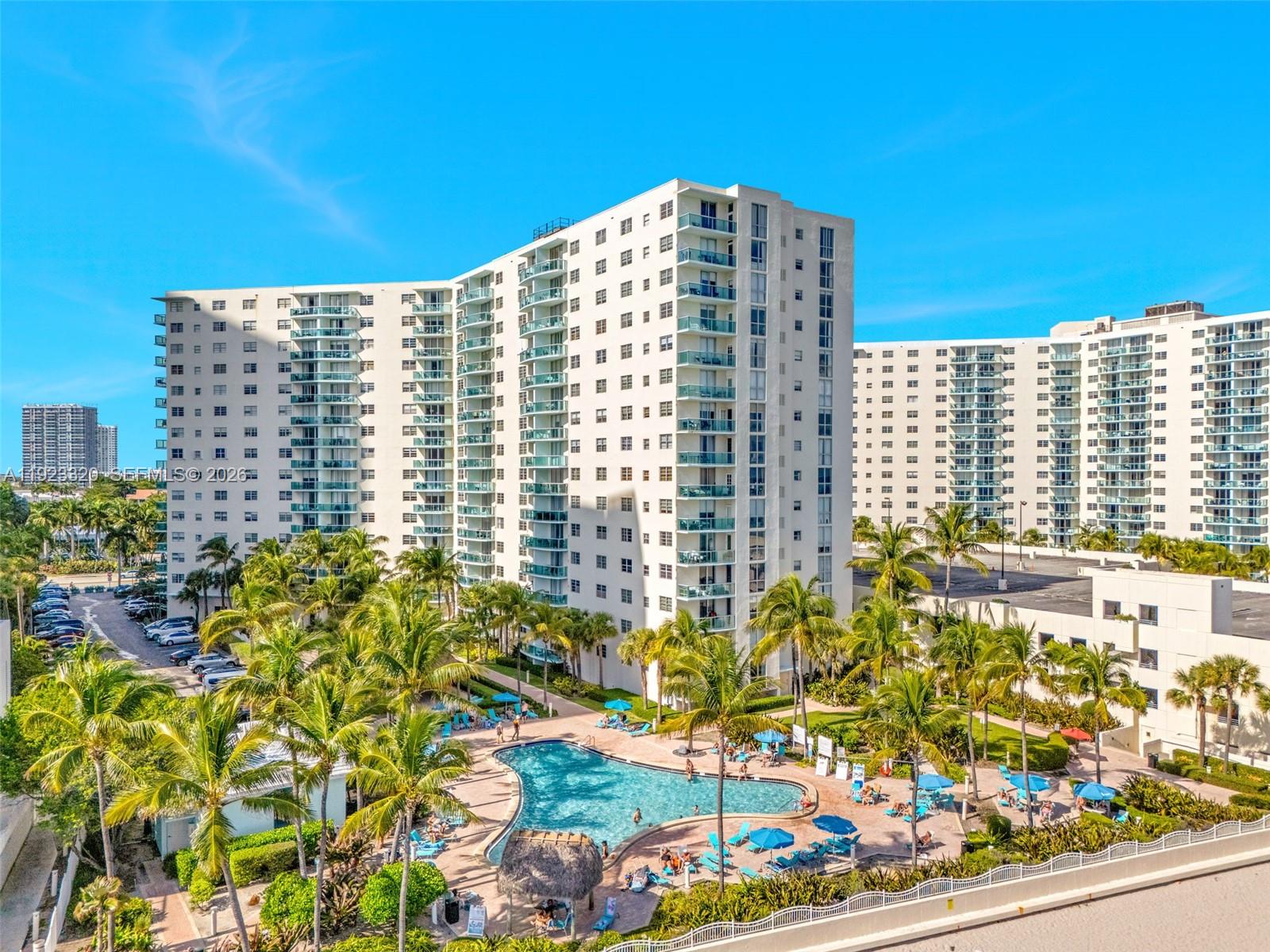 Photo of 3901 Ocean Dr  #10L, Hollywood, Florida, 33019 - 