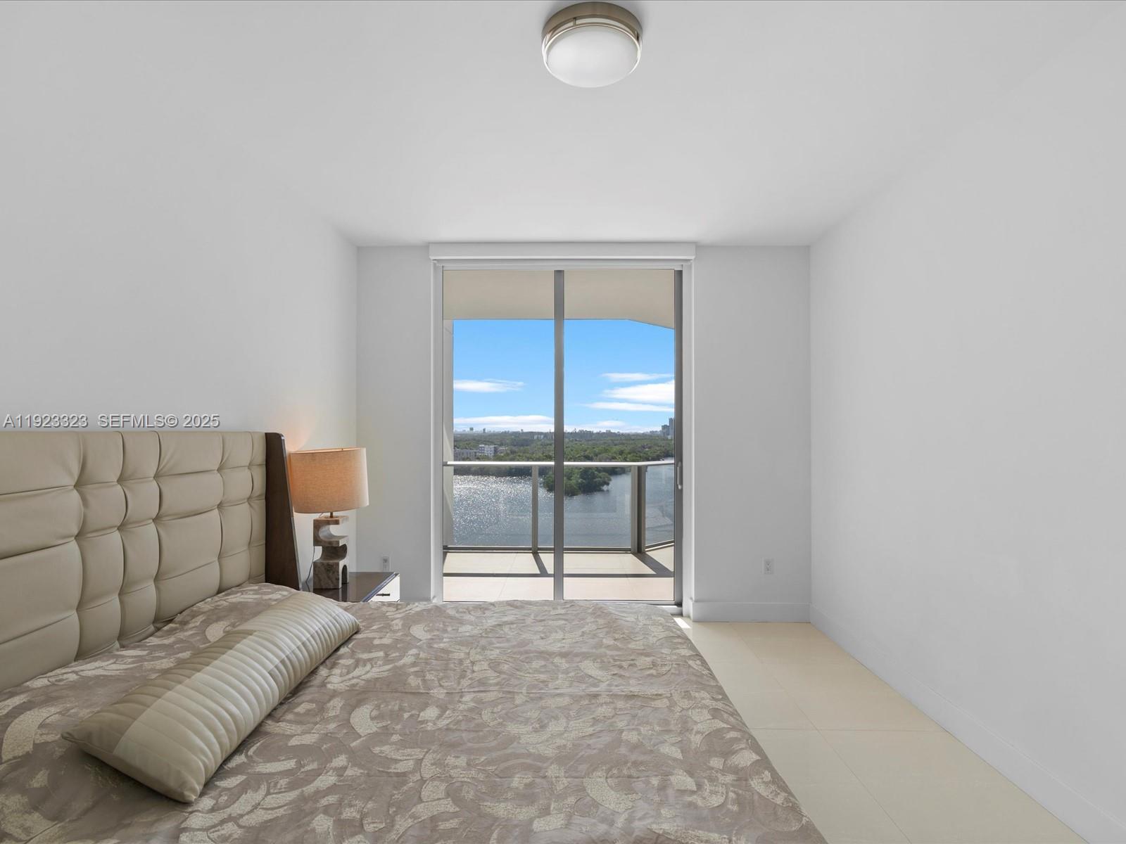 Photo of 17111 Biscayne Blvd  #1104, North Miami Beach, Florida, 33160 - 