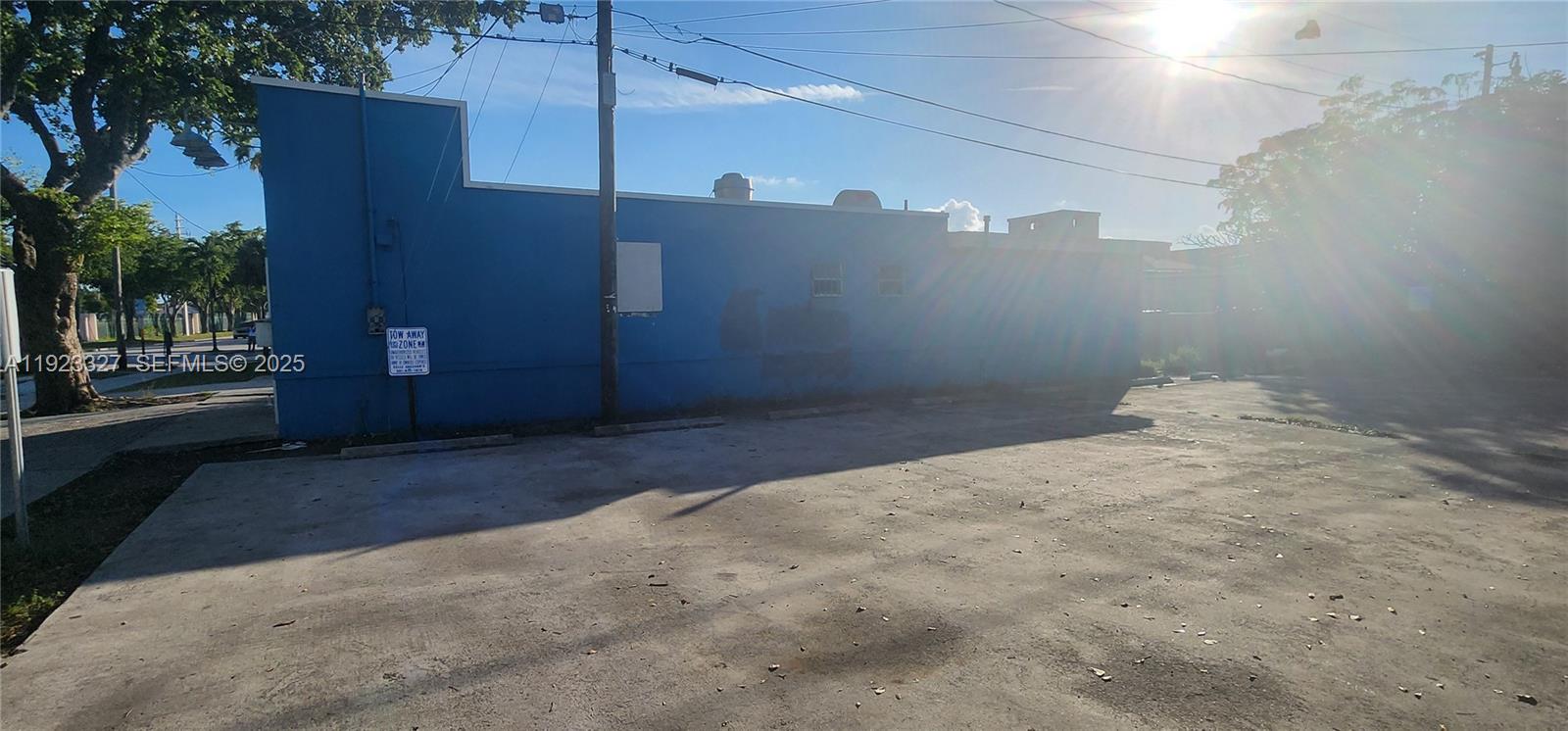 See details / sq. ft. $ 2025-12-02 0 Photo