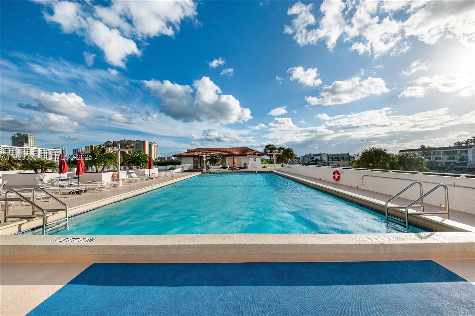 307 2 / 2 1008 sq. ft. $ 2025-12-02 0 Photo