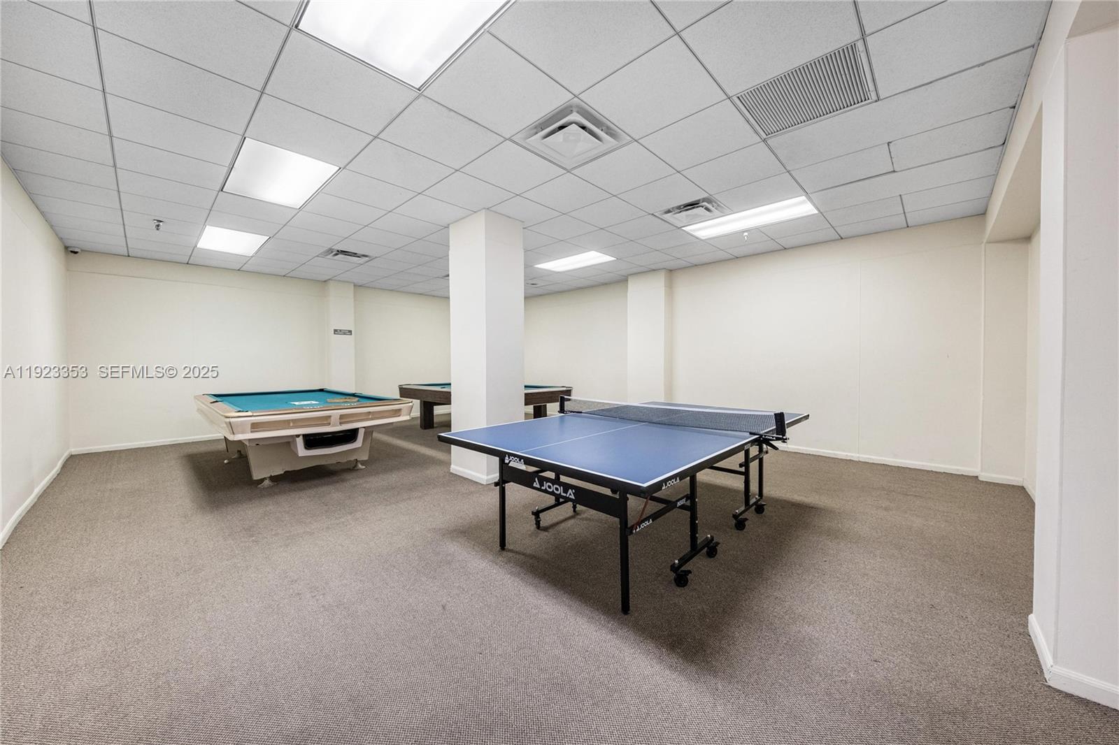 307 2 / 2 1008 sq. ft. $ 2025-12-02 0 Photo