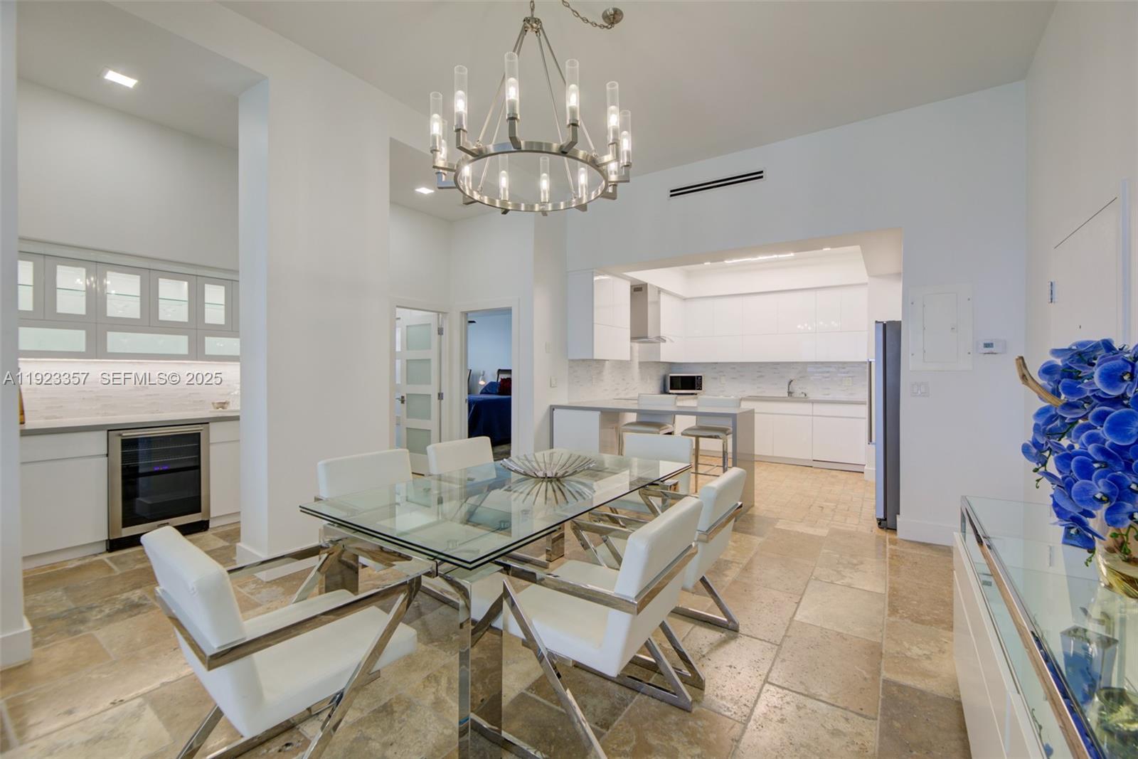 Photo of 3725 Ocean Dr  #PH02, Hollywood, Florida, 33019 - 