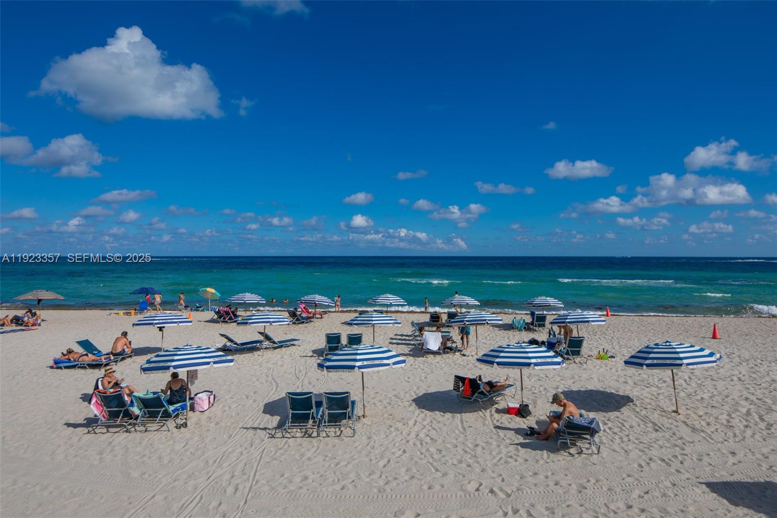 Photo of 3725 Ocean Dr  #PH02, Hollywood, Florida, 33019 - 