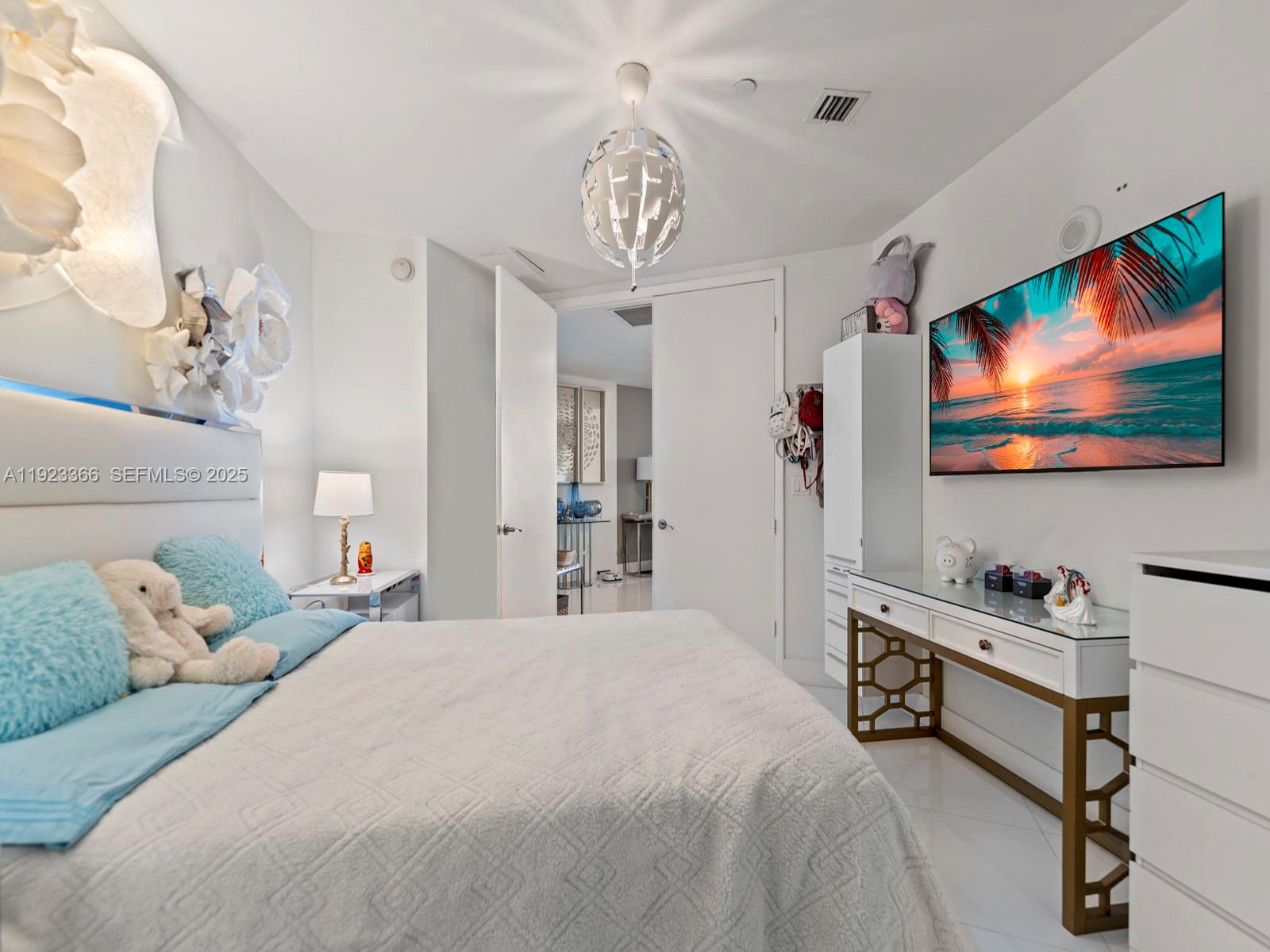 403 2 / 2 1847 кв.футов $ 2025-12-02 0 Фото