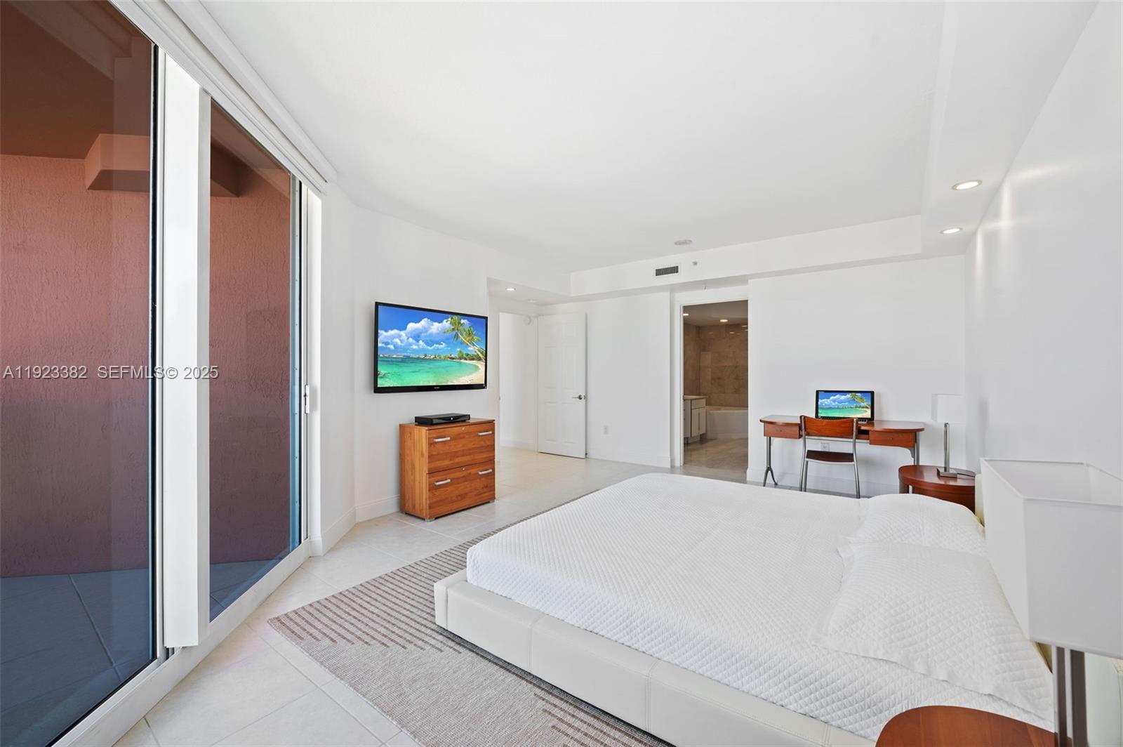 Photo of 3370 Hidden Bay Dr #2102, Aventura, Florida, 33180 -