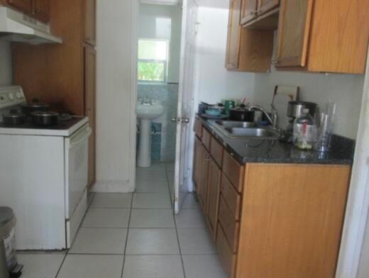 See details / 2 1280 sq. ft. $ 2026-06-21 0 Photo