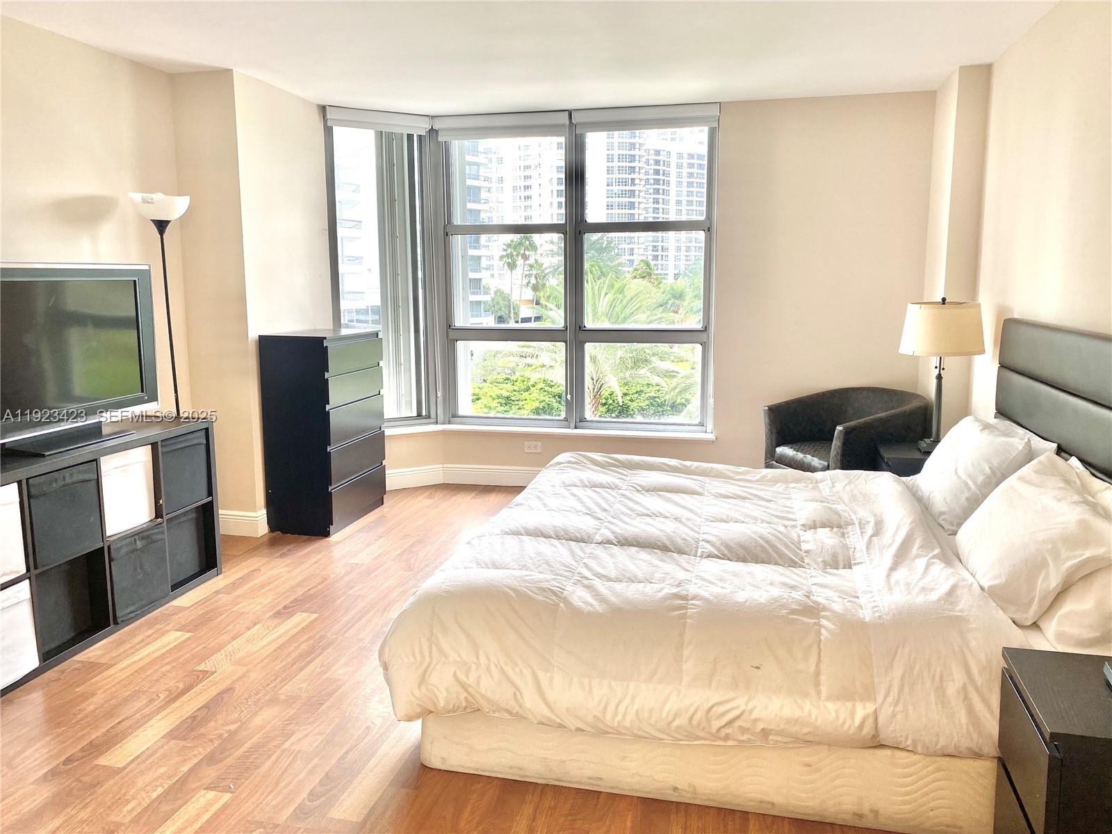 Photo of 19195 36th Ct #402, Aventura, Florida, 33180 - Master bedroom