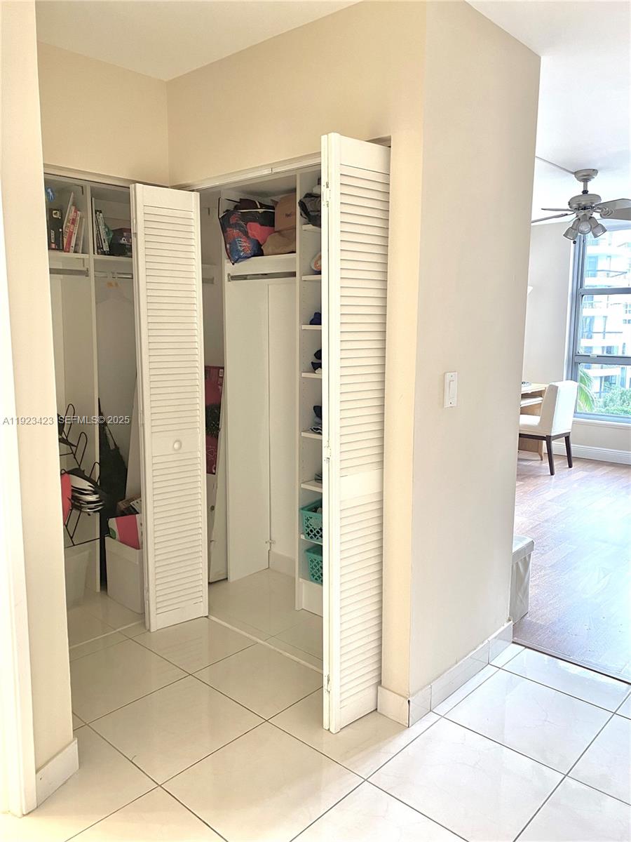 Photo of 19195 36th Ct #402, Aventura, Florida, 33180 - walk-in closet