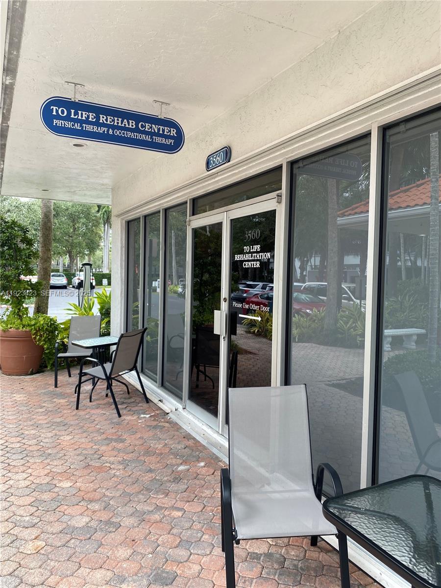 Photo of 19195 36th Ct #402, Aventura, Florida, 33180 - shops