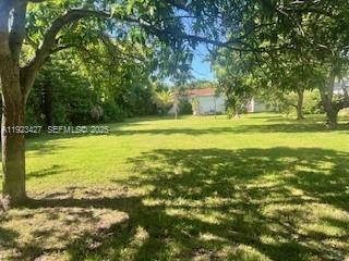 See details / 2110 sq. ft. $ 2025-12-02 0 Photo