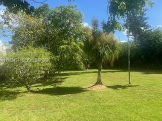 See details / 2110 sq. ft. $ 2025-12-02 0 Photo