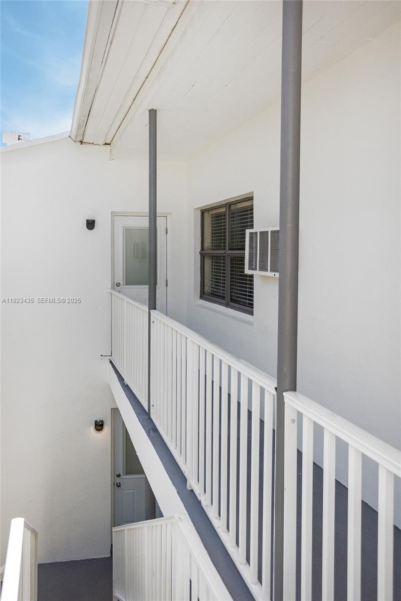 See details / 5426 sq. ft. $ 2025-12-02 0 Photo