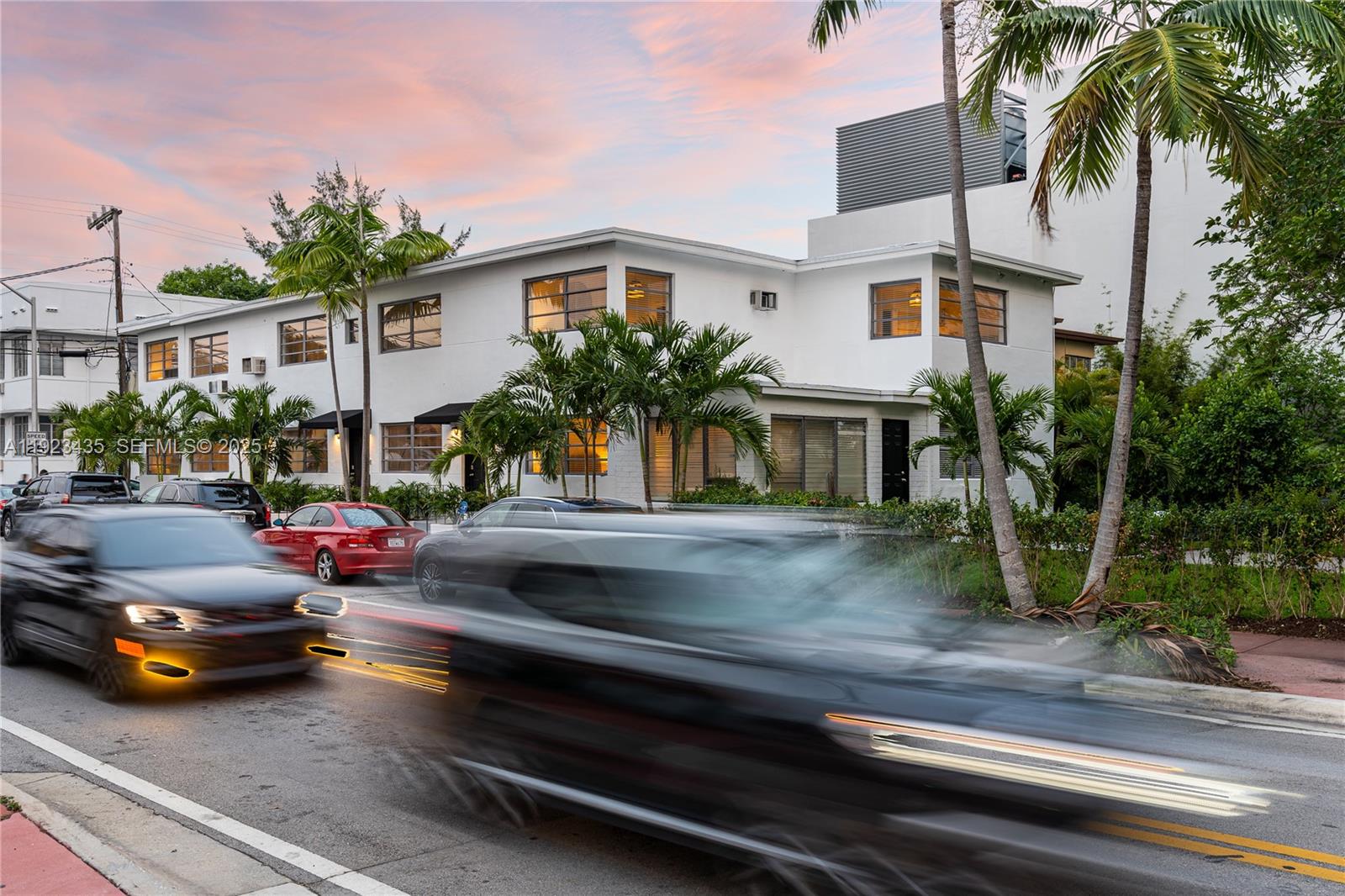 See details / 5426 sq. ft. $ 2025-12-02 0 Photo