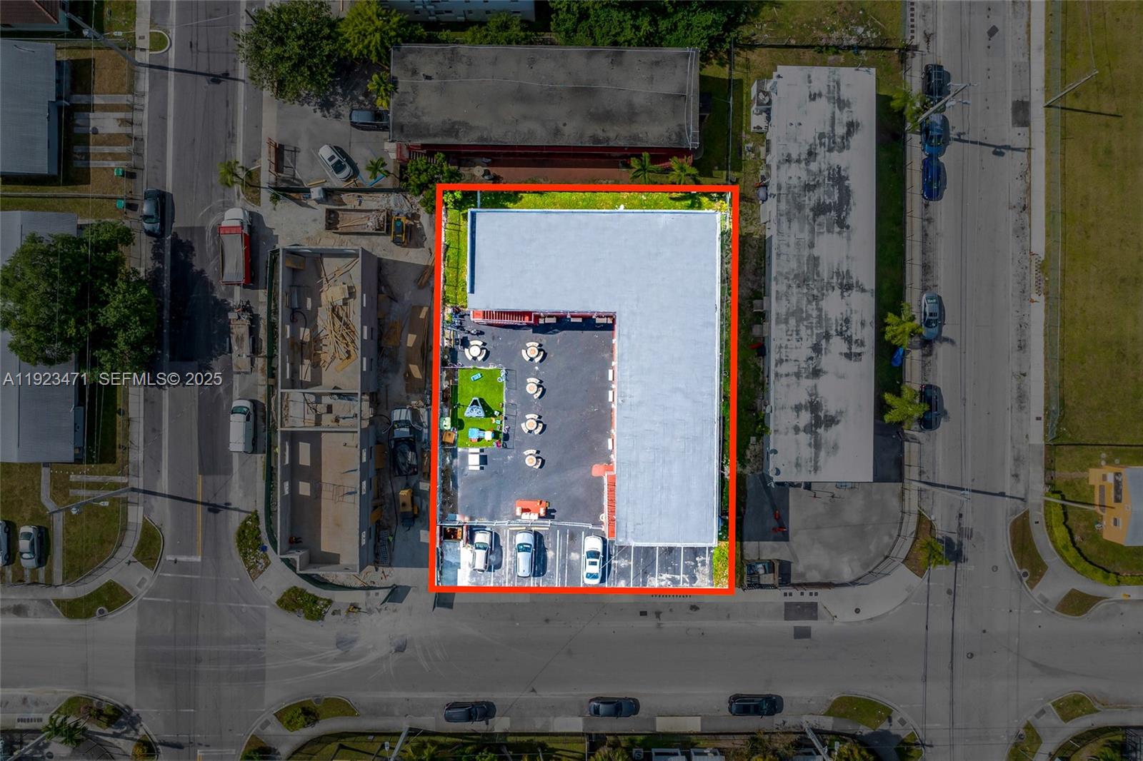 See details / sq. ft. $ 2025-12-02 0 Photo