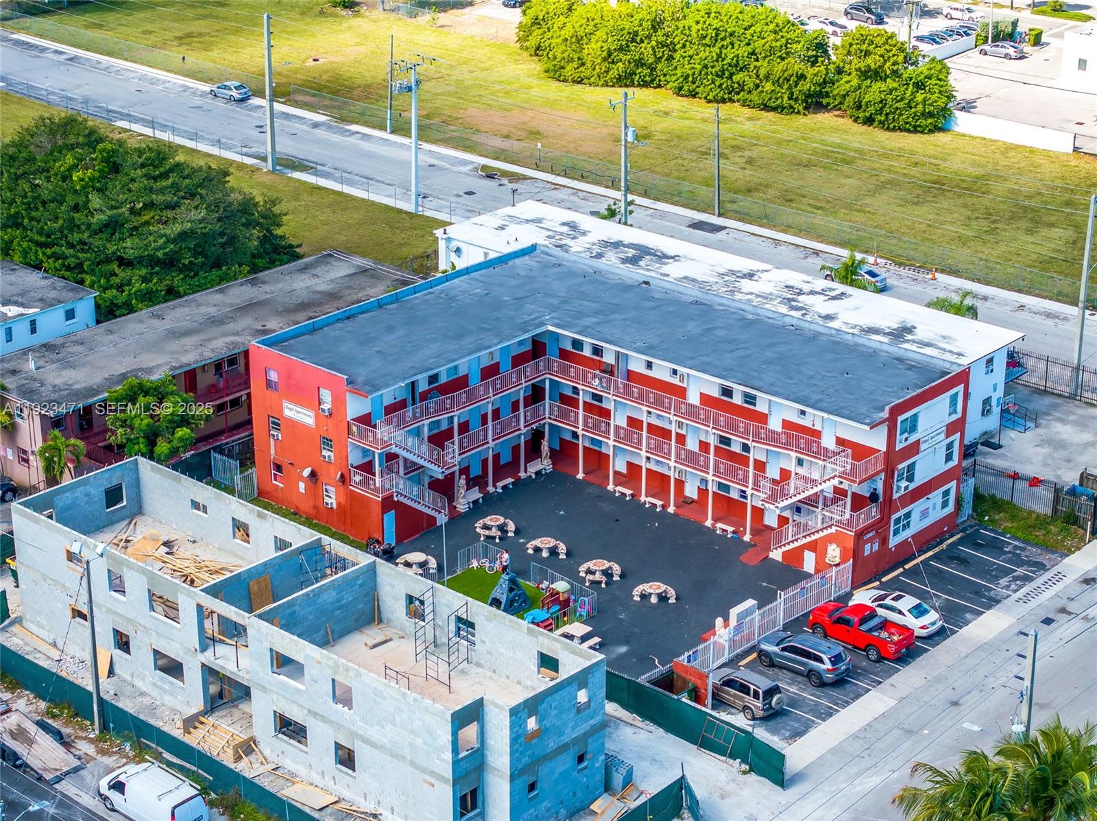 See details / sq. ft. $ 2025-12-02 0 Photo