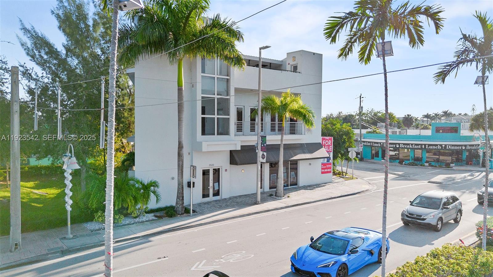   /   кв.футов $ 2026-01-30 0 Фото