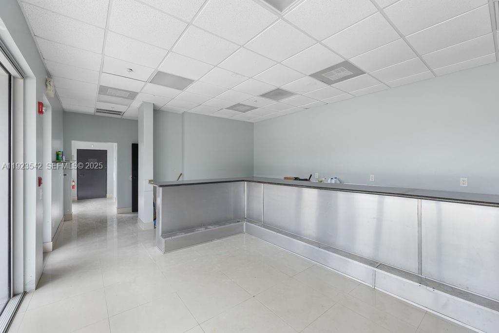   /   кв.футов $ 2026-01-30 0 Фото