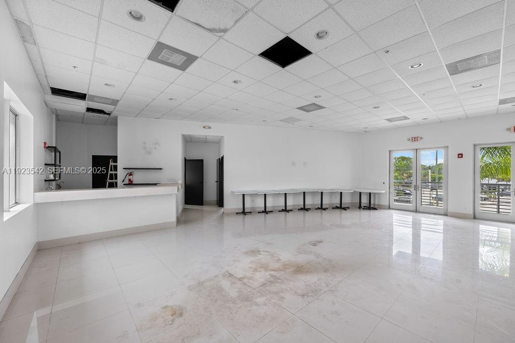   /   кв.футов $ 2026-01-30 0 Фото