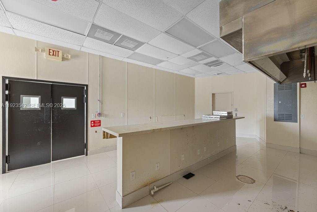   /   кв.футов $ 2026-01-30 0 Фото