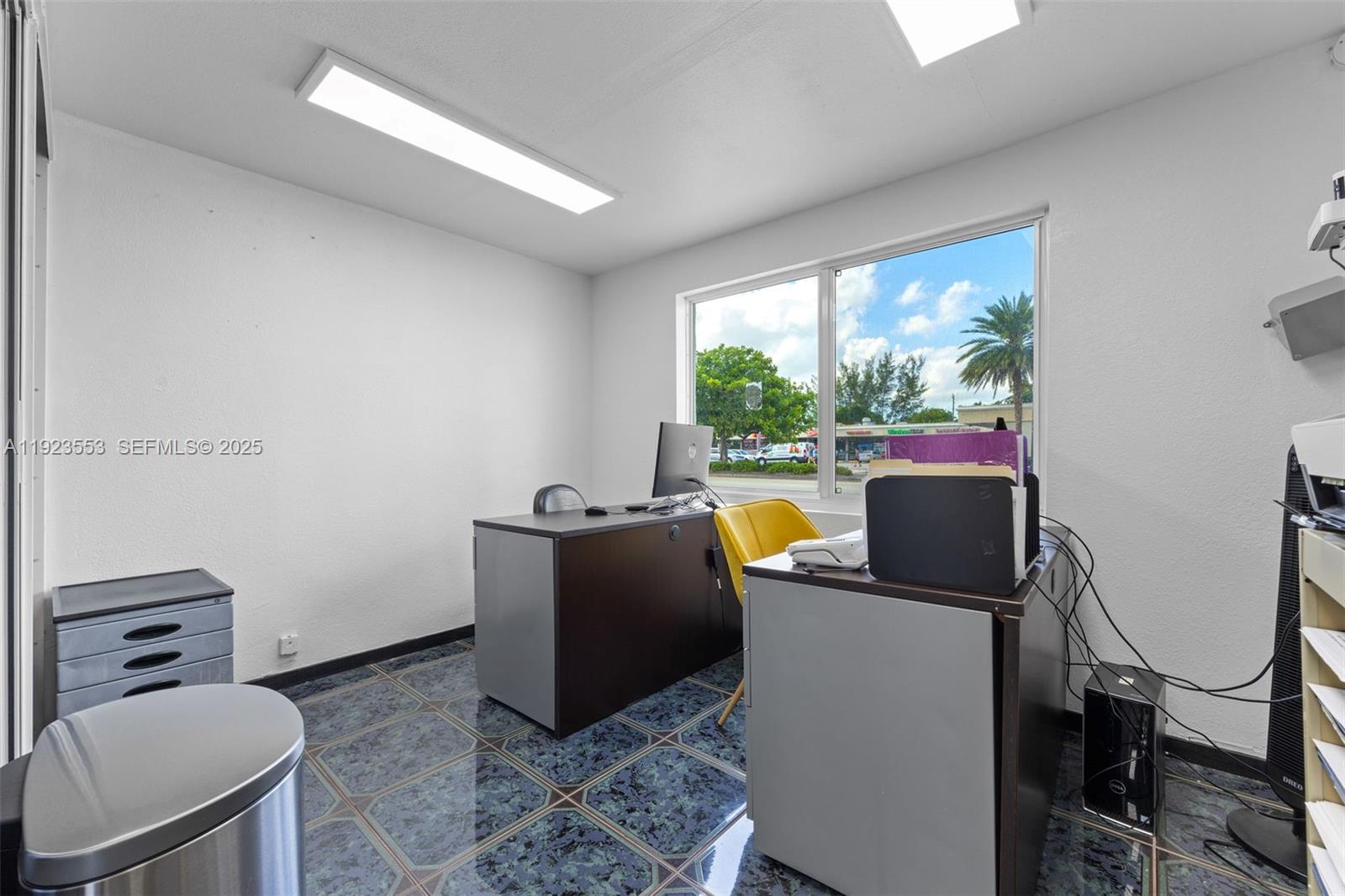 See details / sq. ft. $ 2025-12-02 0 Photo