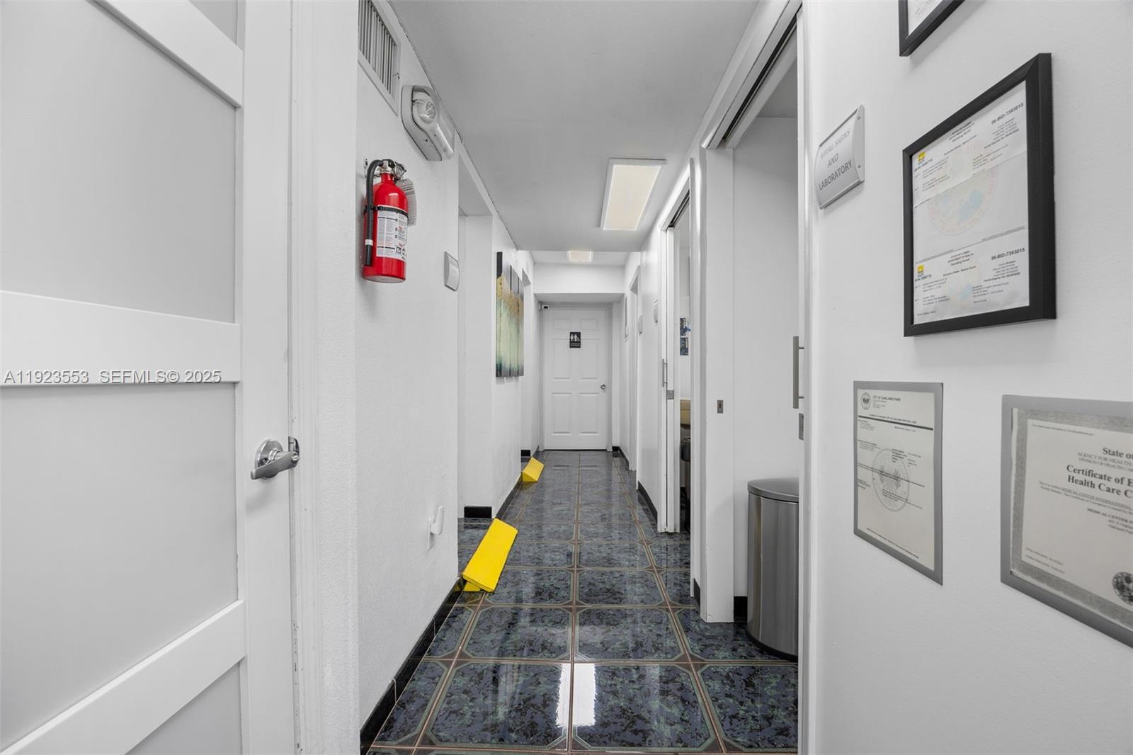 See details / sq. ft. $ 2025-12-02 0 Photo