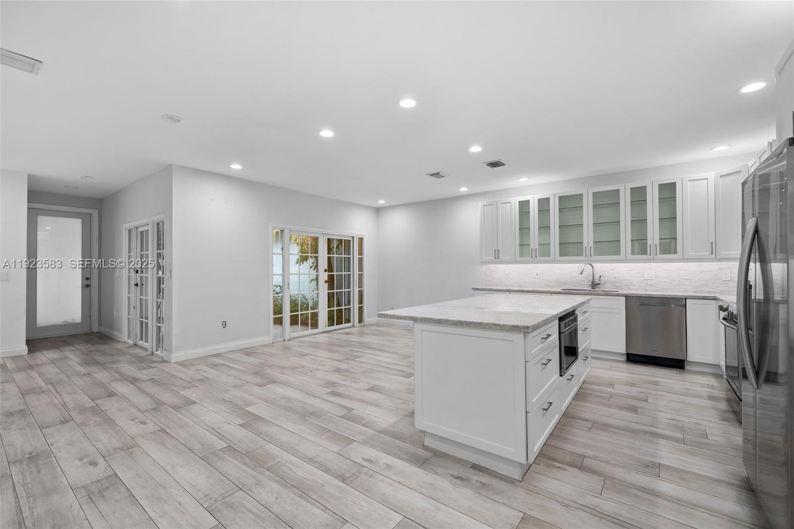 Photo of 1240 Weeping Willow Way  (1240), Hollywood, Florida, 33019 - 