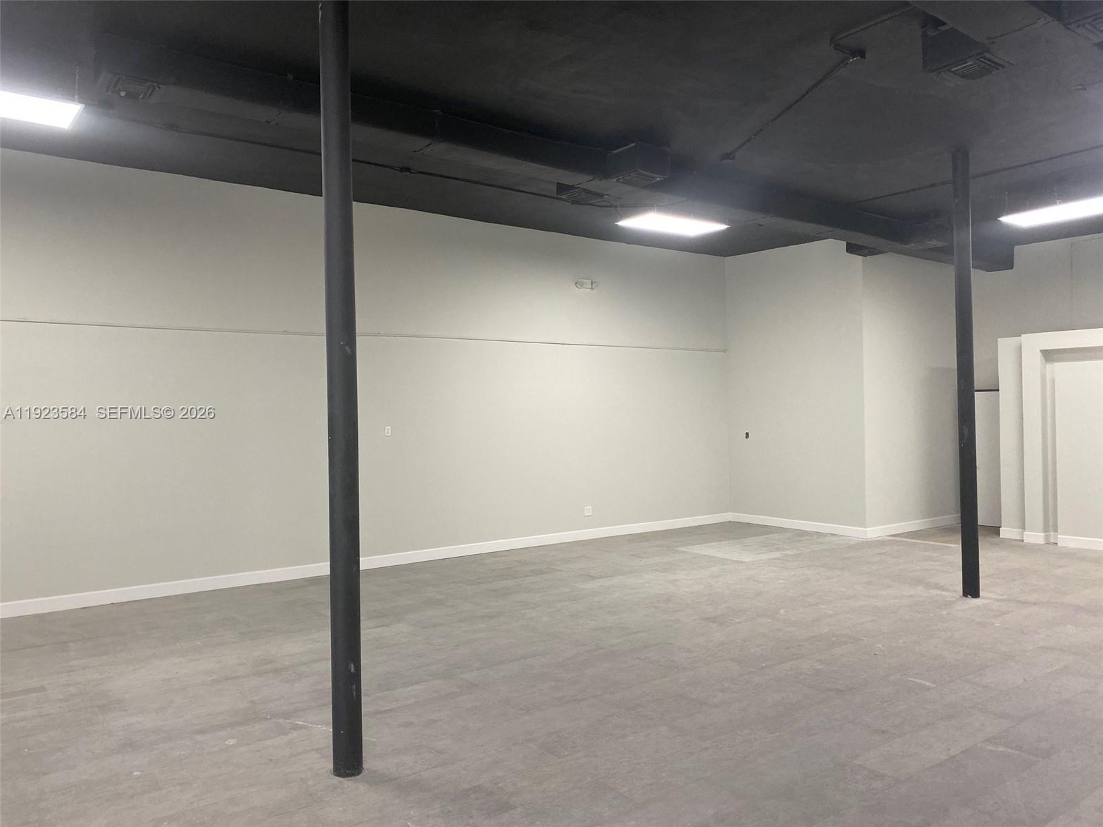 Подробнее / кв.футов $ 2026-02-28 0 Фото