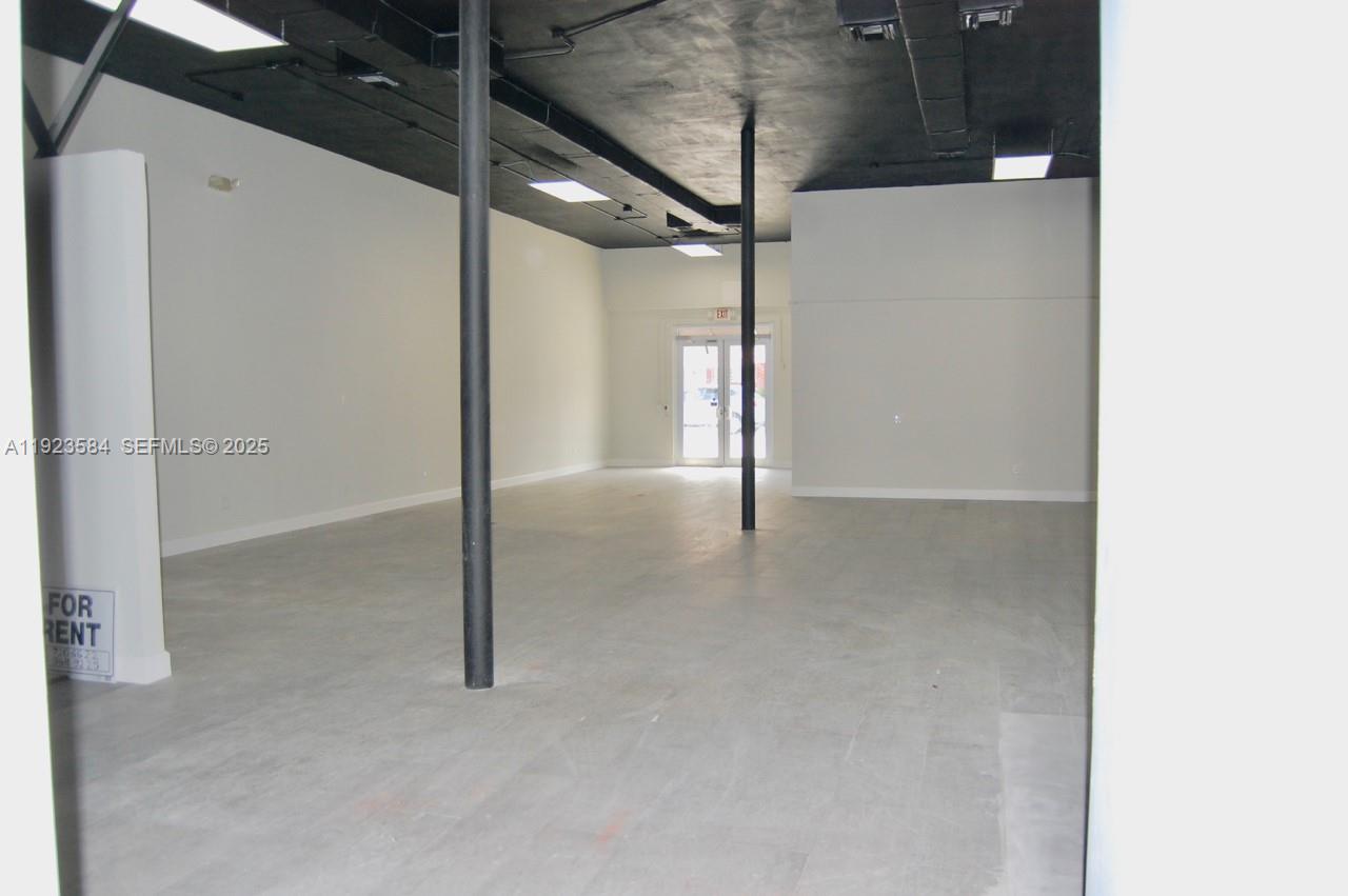 See details / sq. ft. $ 2025-12-02 0 Photo