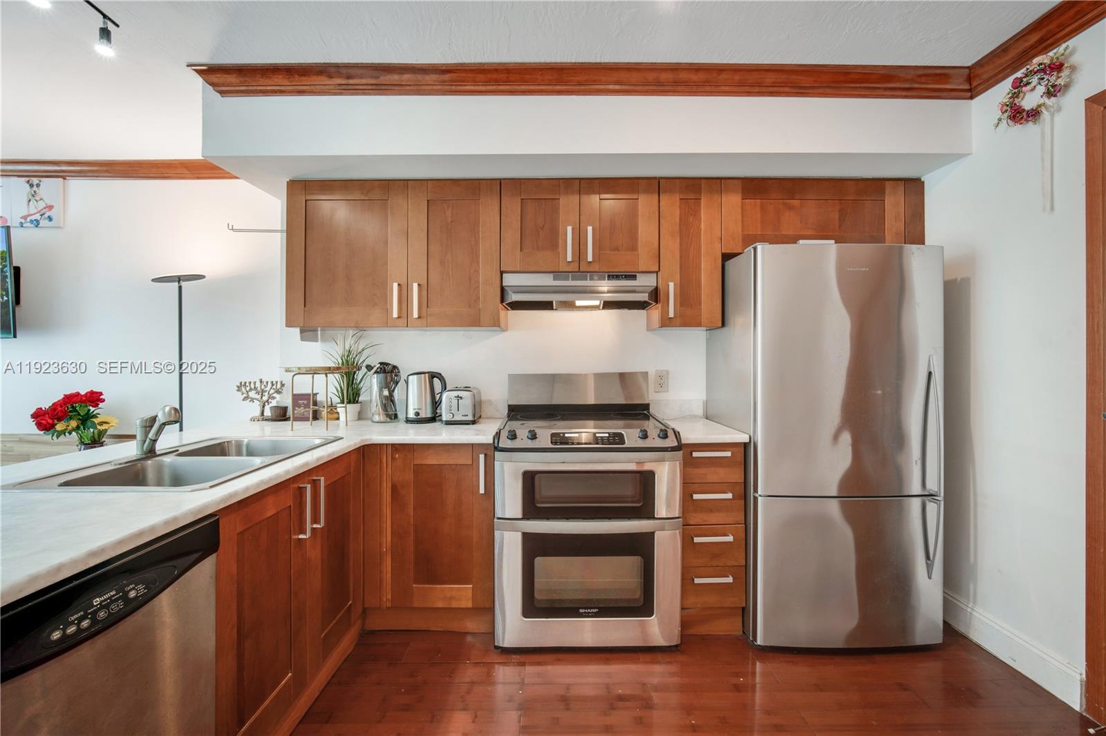 Photo of 9499 Collins Ave #1005, Surfside, Florida, 33154 -