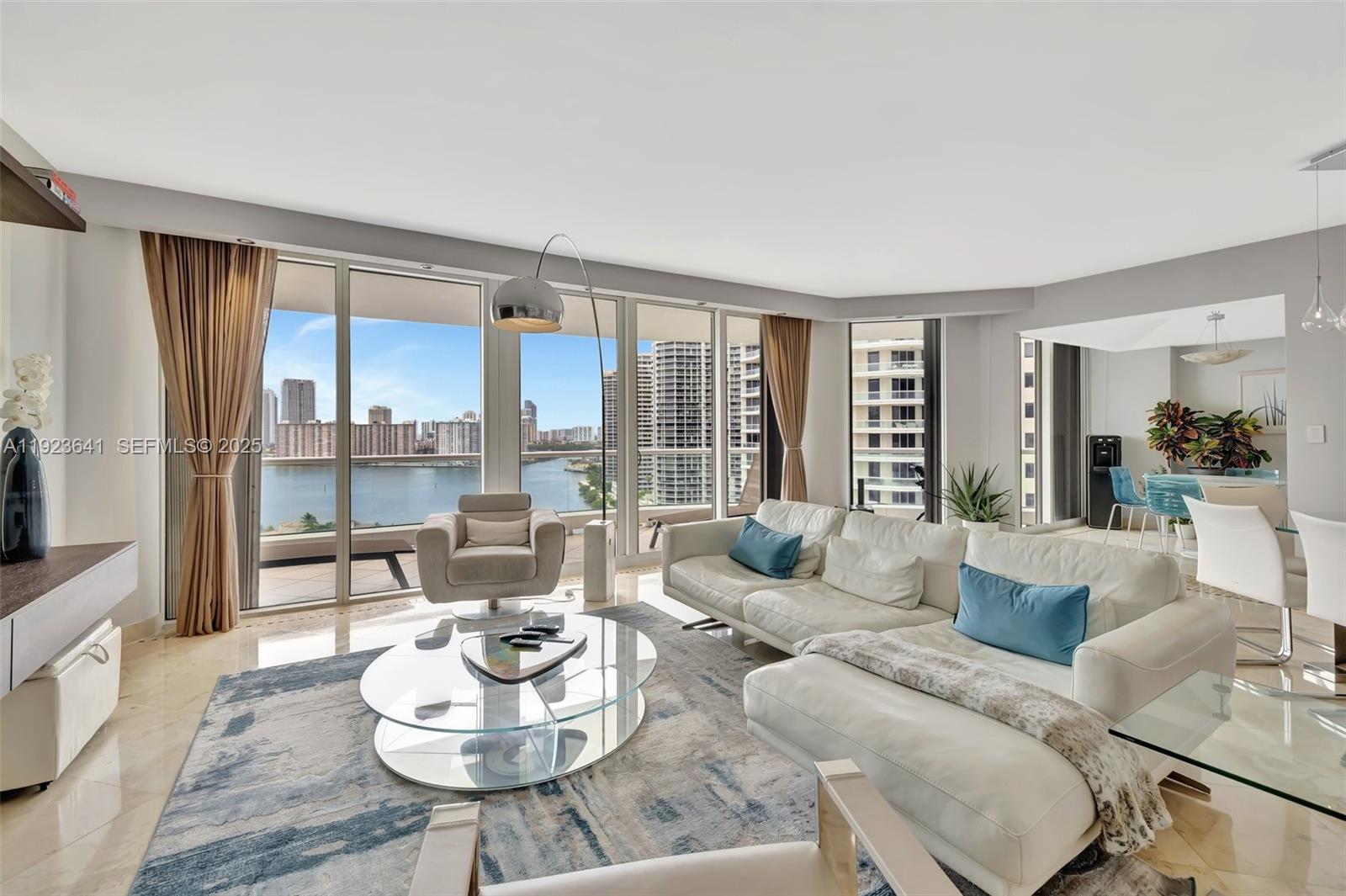 1701 2 / 3 2070 sq. ft. $ 2025-12-02 0 Photo