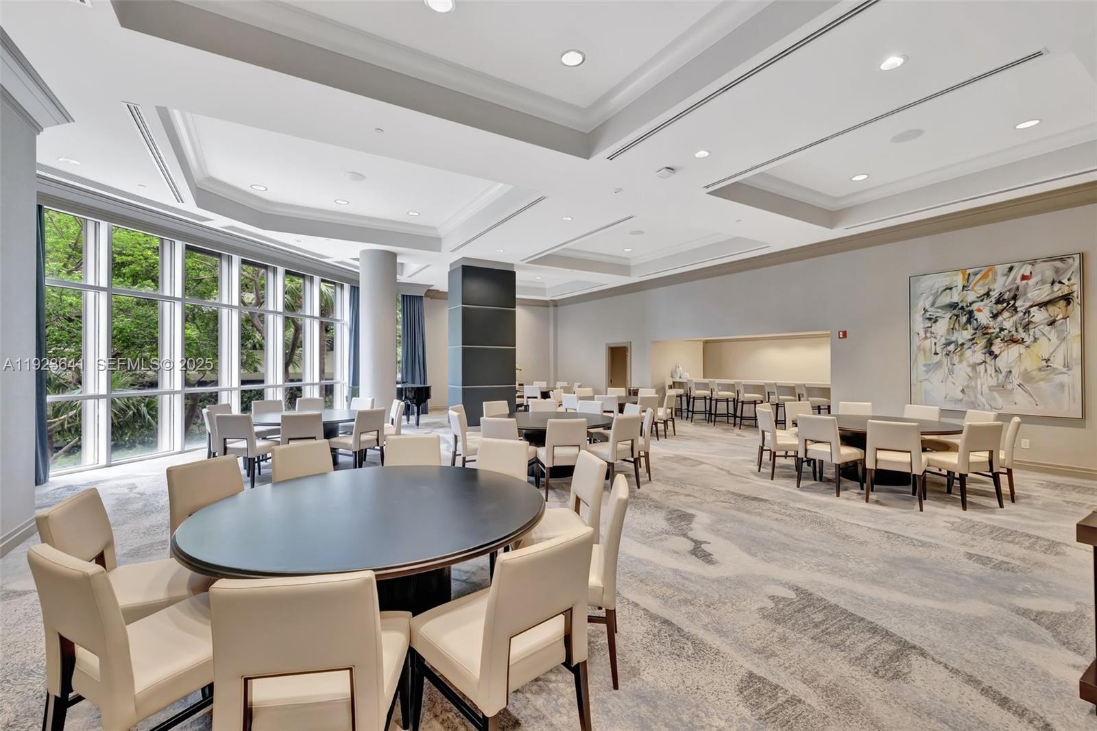 1701 2 / 3 2070 sq. ft. $ 2025-12-02 0 Photo