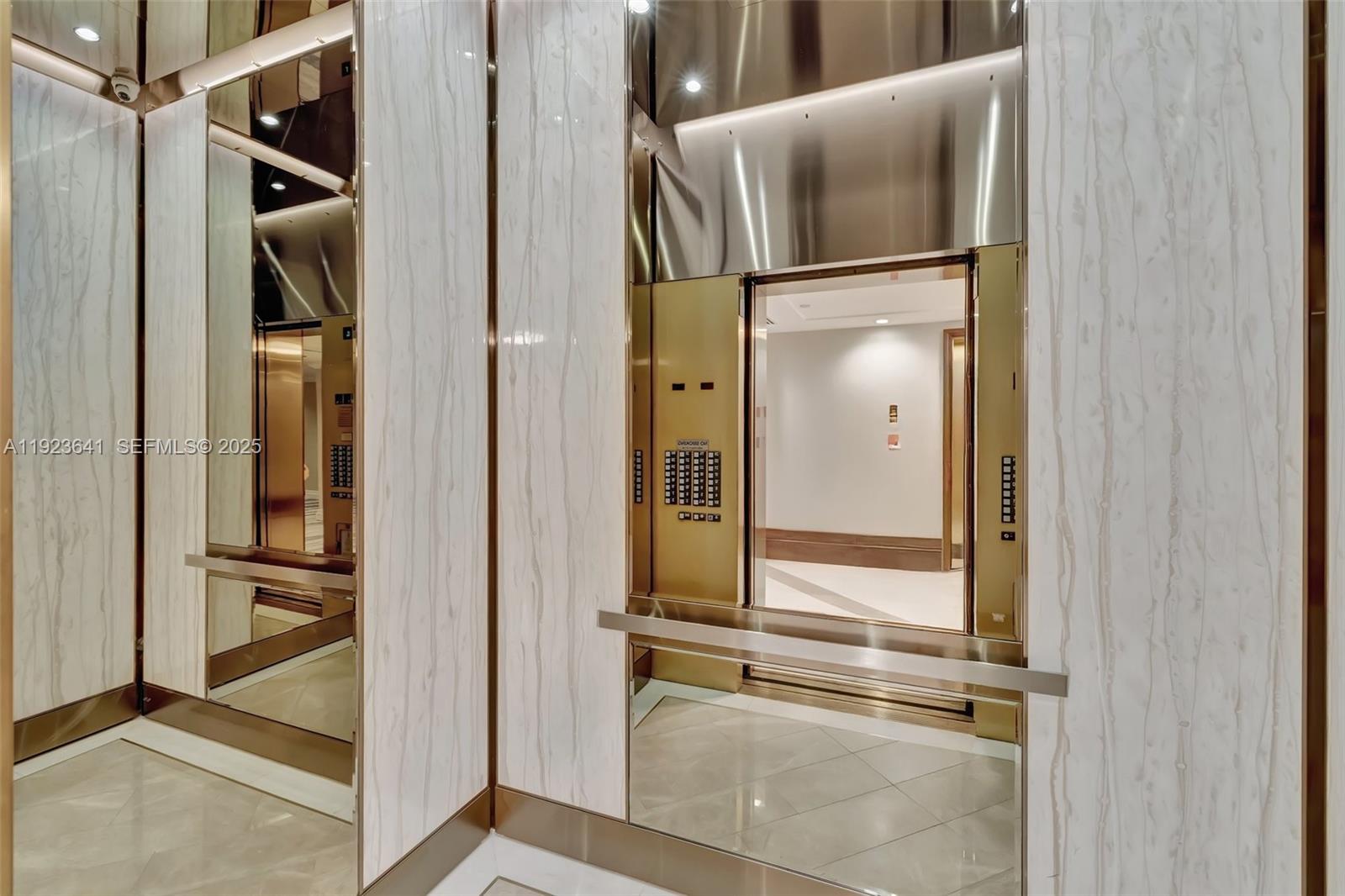 1701 2 / 3 2070 sq. ft. $ 2025-12-02 0 Photo