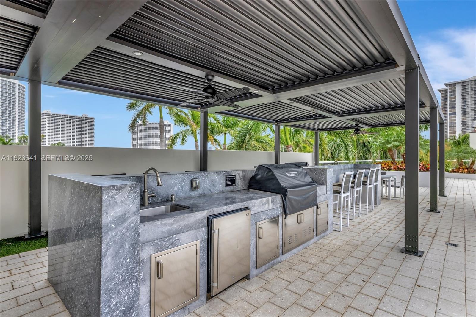 1701 2 / 3 2070 sq. ft. $ 2025-12-02 0 Photo