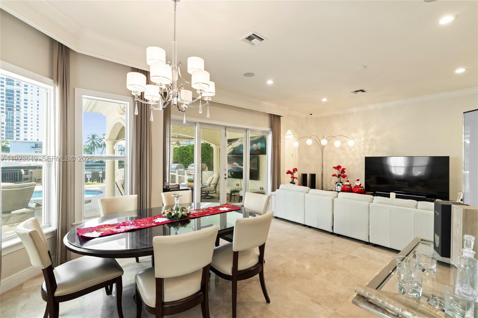 Photo of 1555 Windjammer Way (1555), Hollywood, Florida, 33019 -