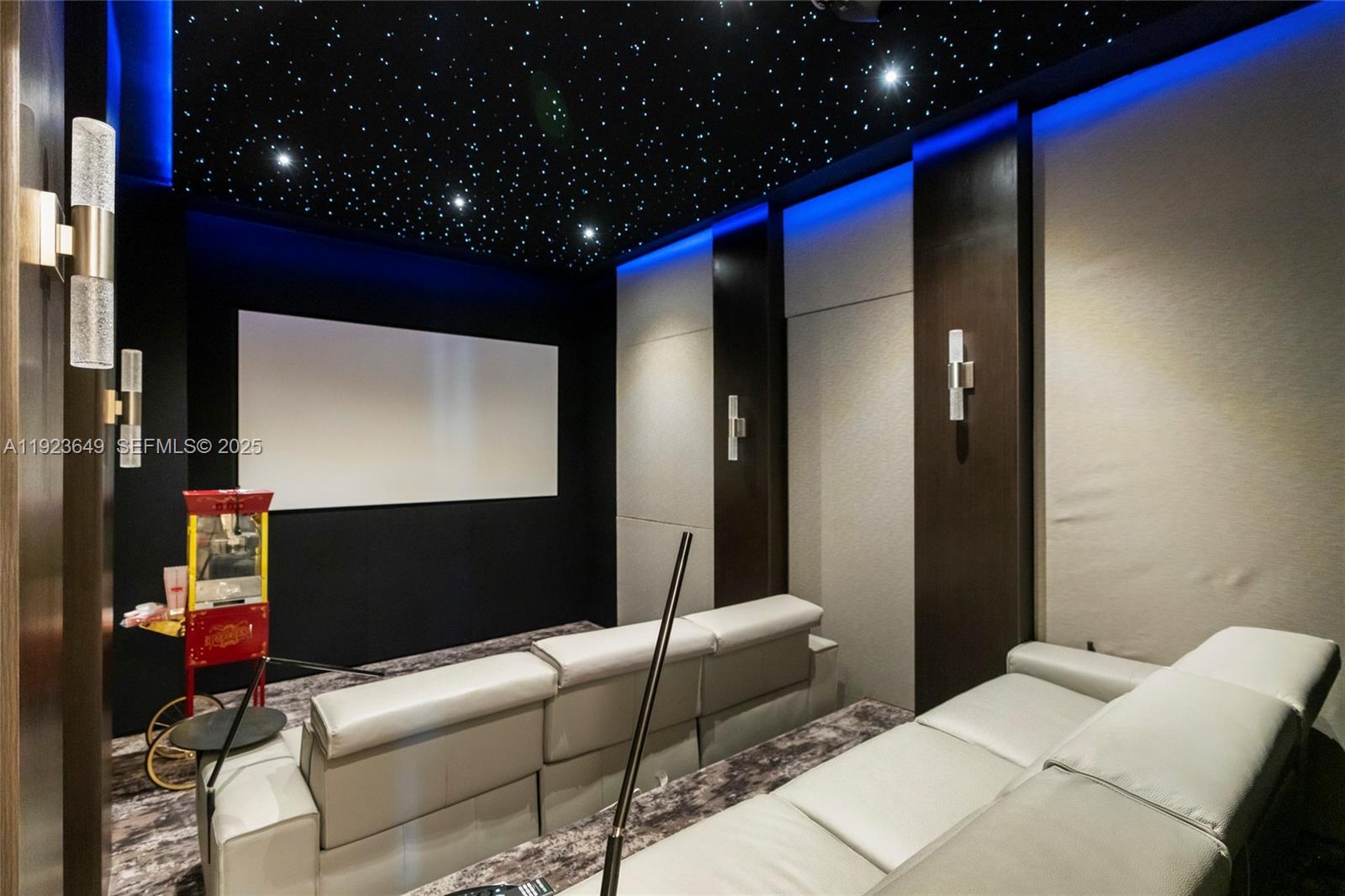 Photo of 1555 Windjammer Way (1555), Hollywood, Florida, 33019 -