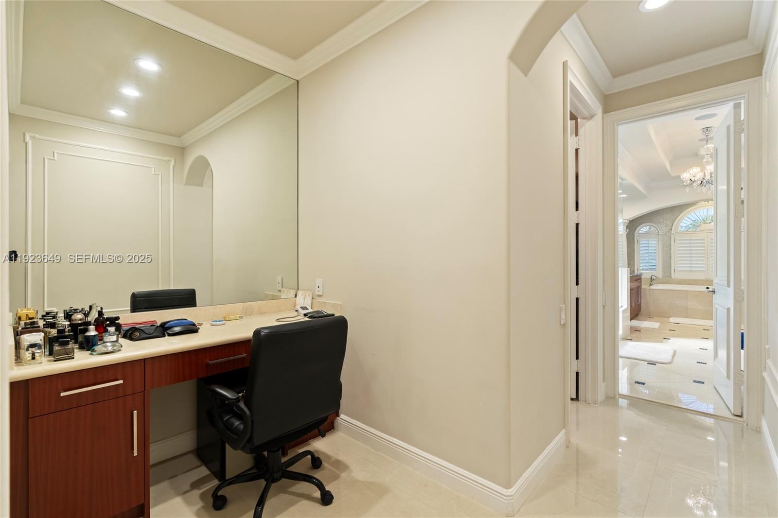 Photo of 1555 Windjammer Way (1555), Hollywood, Florida, 33019 -