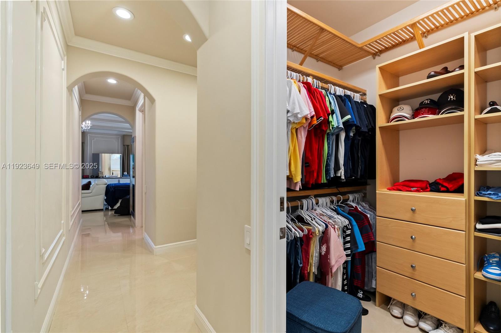 Photo of 1555 Windjammer Way (1555), Hollywood, Florida, 33019 -