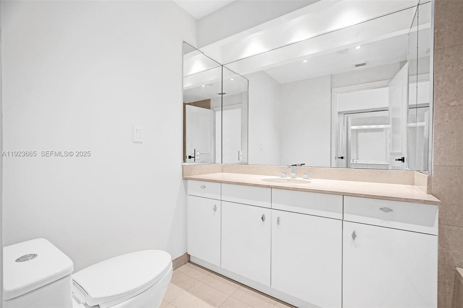 Photo of 10101 Collins Ave  #17A, Bal Harbour, Florida, 33154 - Bathroom #2