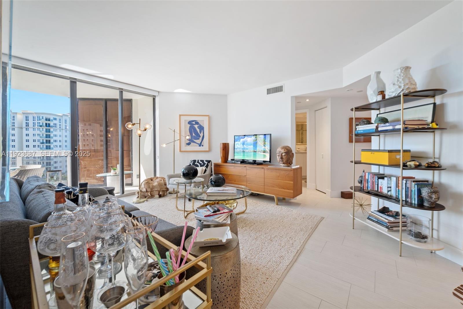 Photo of 20185 Country Club Dr #904, Aventura, Florida, 33180 -