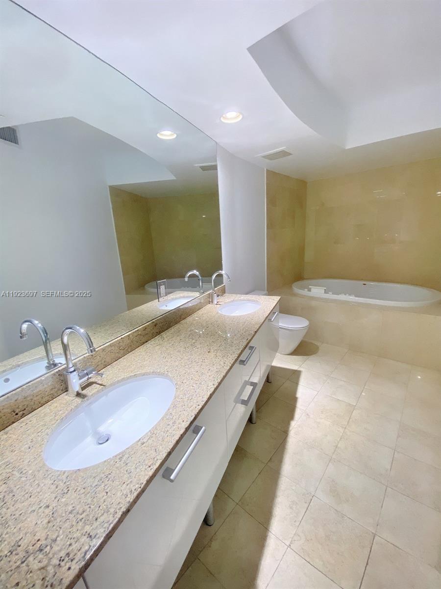 Photo of 17201 Collins Ave #1009, Sunny Isles Beach, Florida, 33160 -