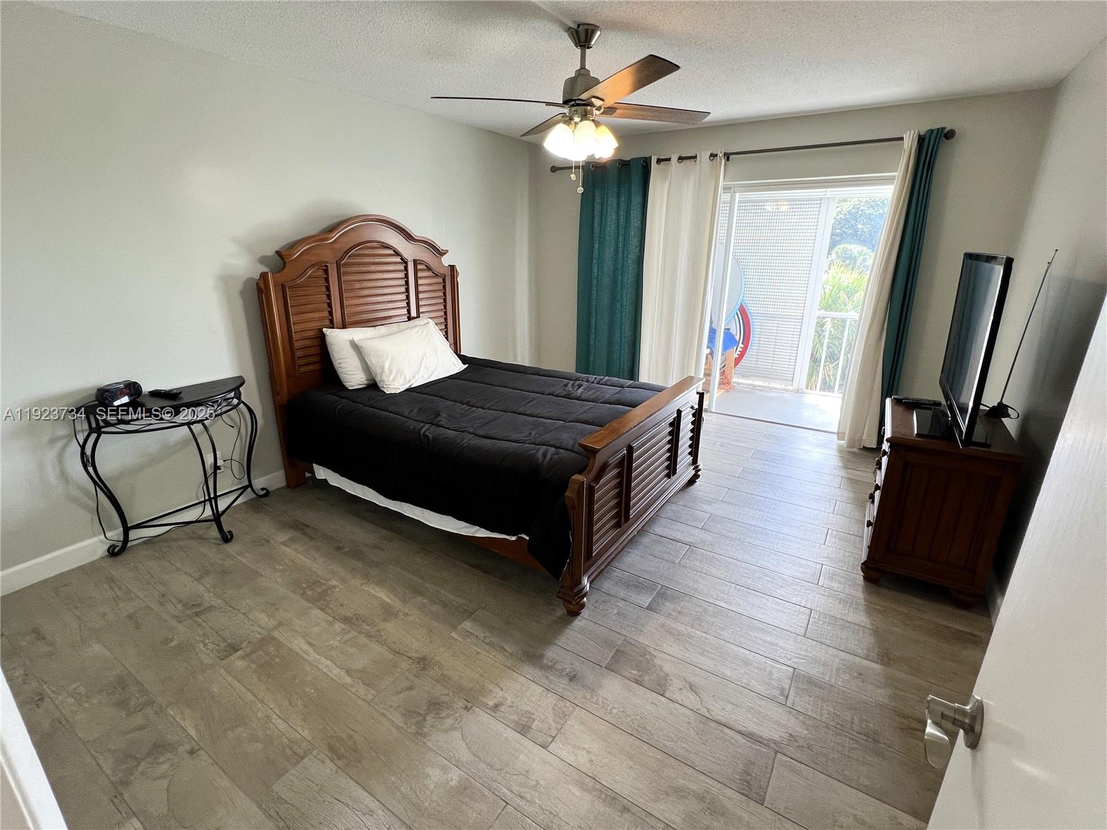 408 2 / 2 992 кв.футов $ 2025-12-02 0 Фото