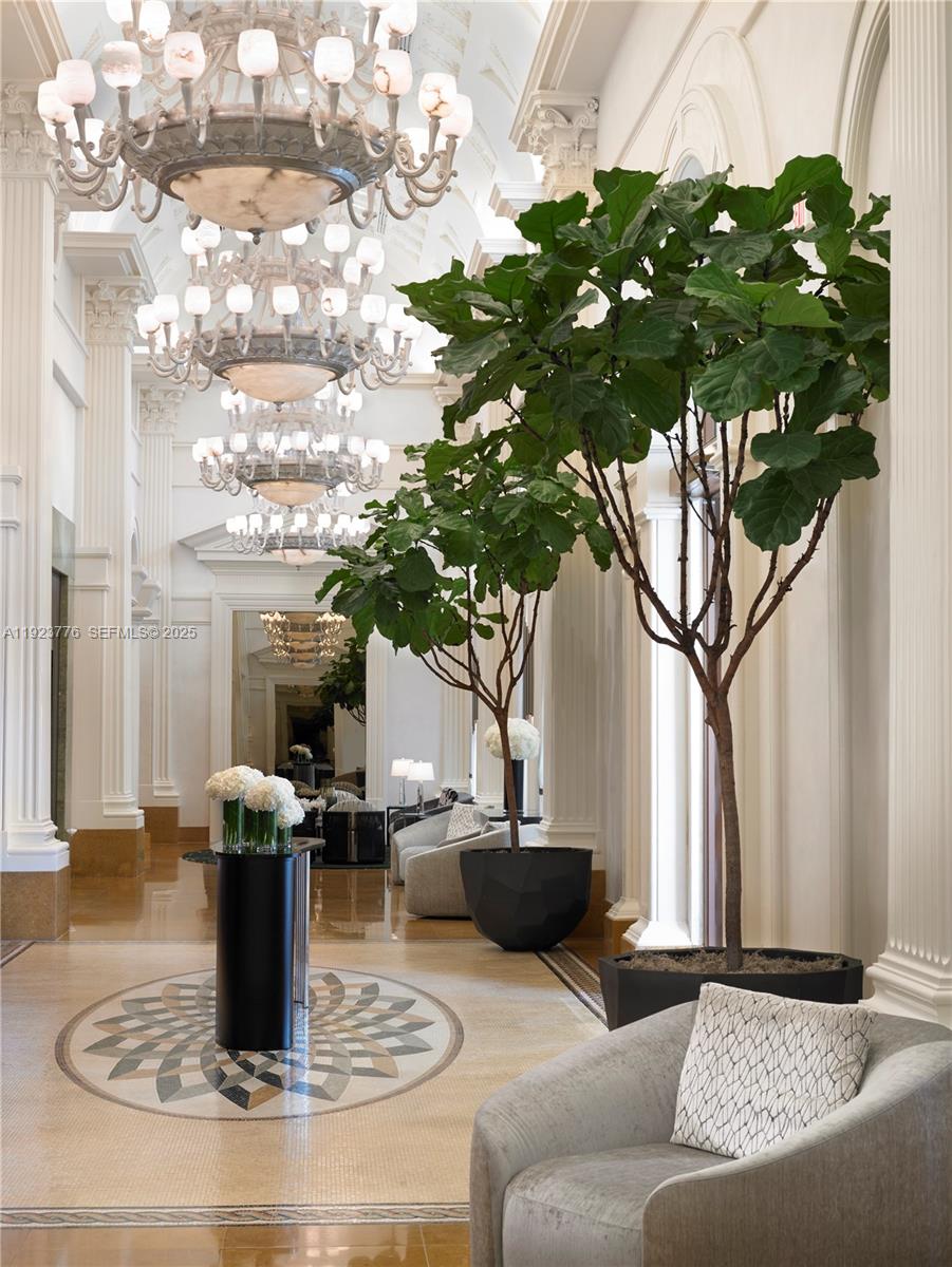 See details 905 3 / 3 2214 sq. ft. $ 2025-12-02 0 Photo