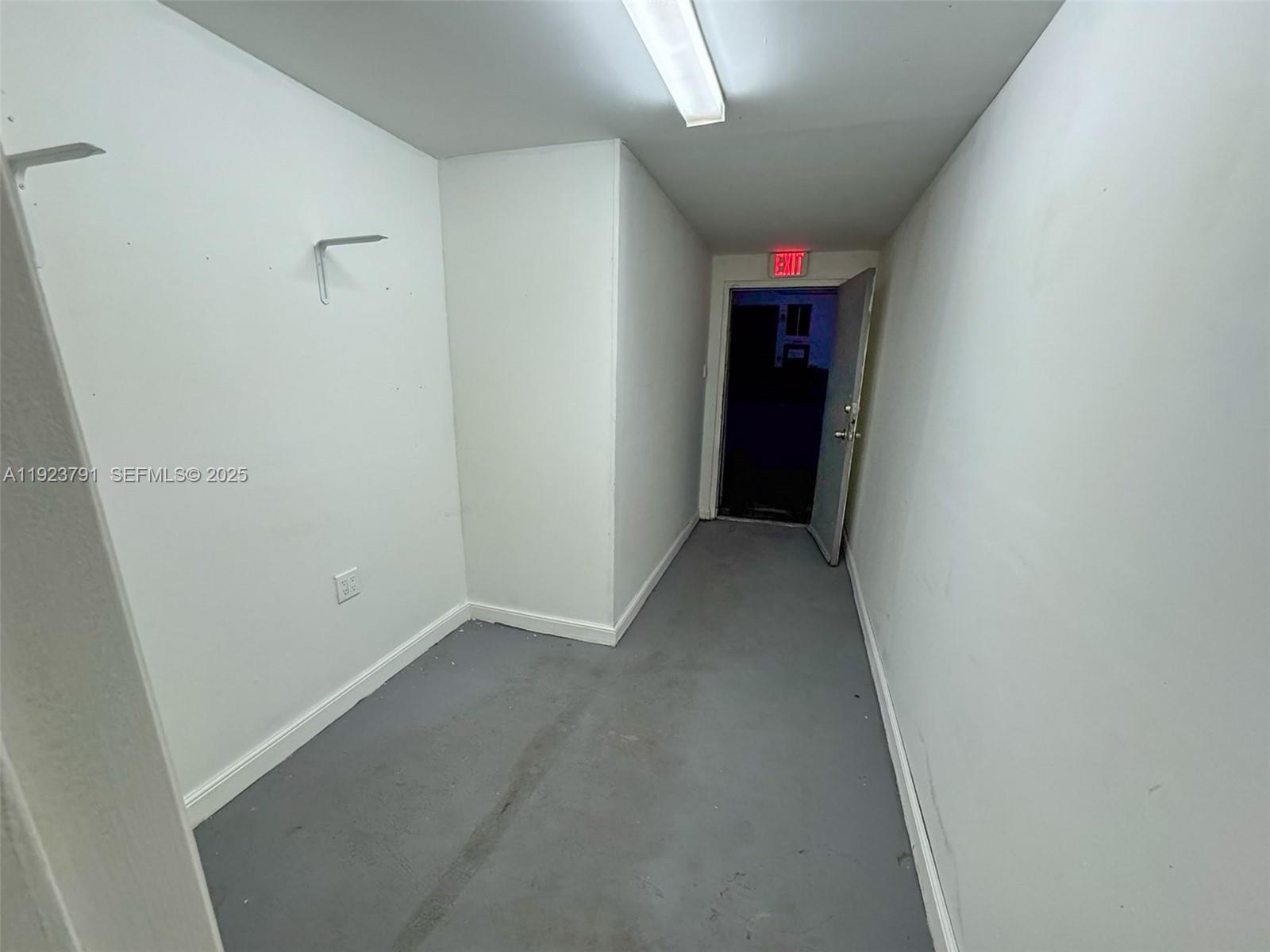 See details 4662 / sq. ft. $ 2025-12-02 0 Photo