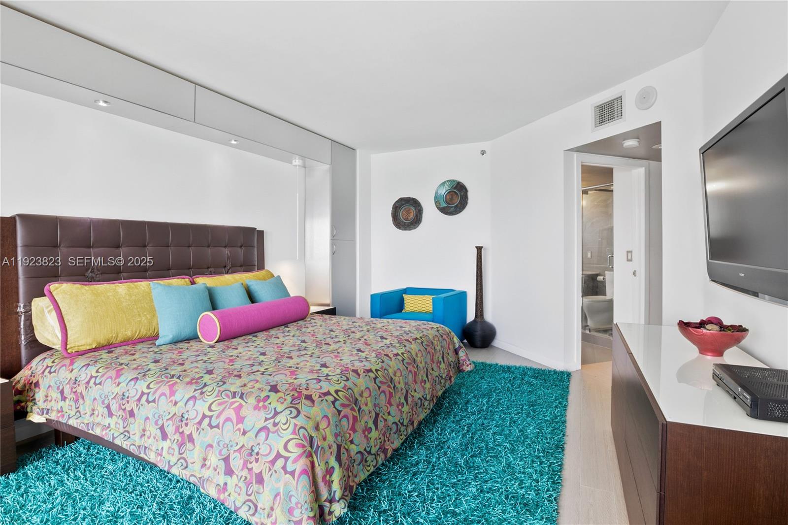 Photo of 16445 Collins Ave  #2228, Sunny Isles Beach, Florida, 33160 - 