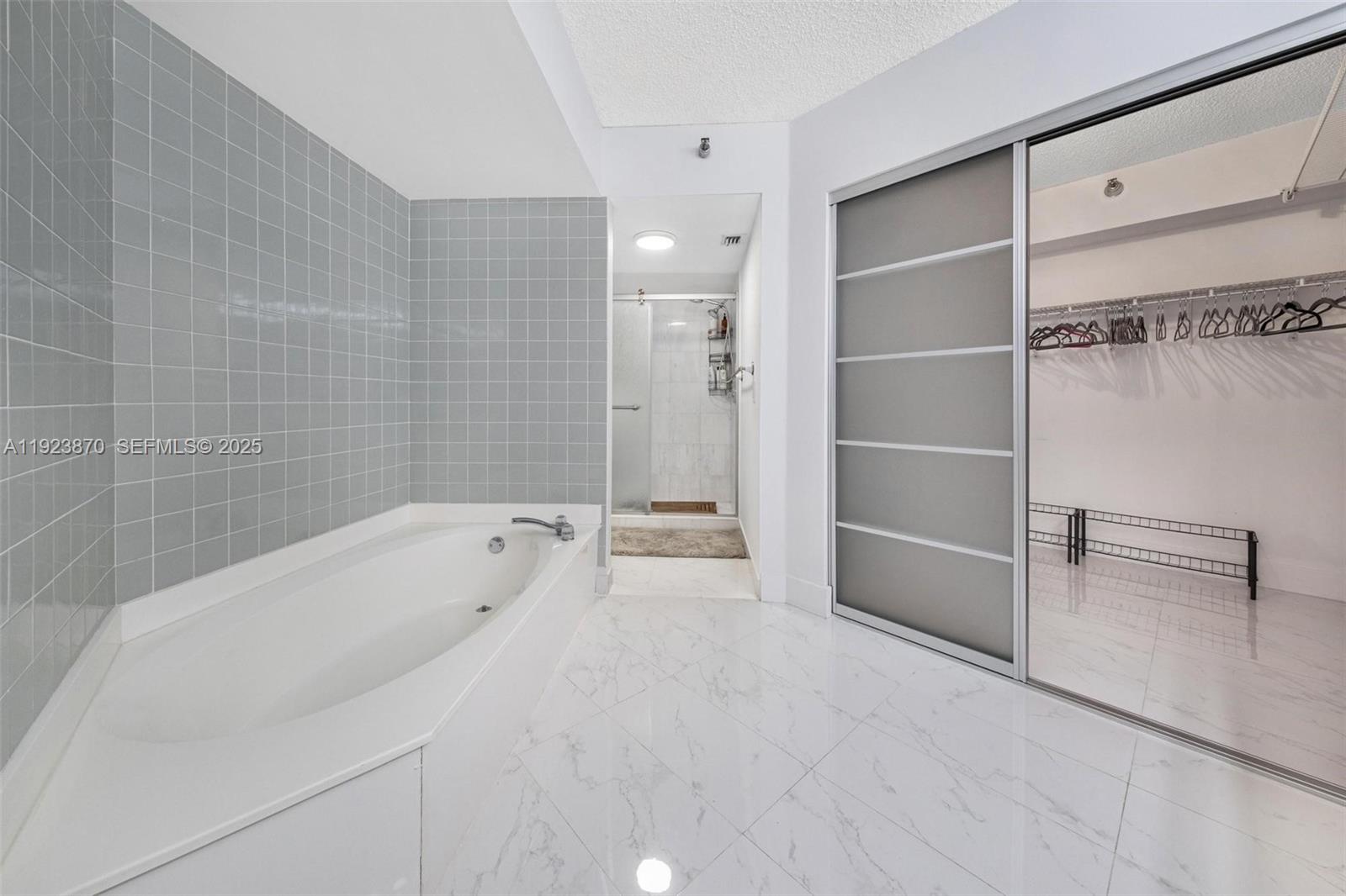 Photo of 3400 192nd St  #1808, Aventura, Florida, 33180 - 